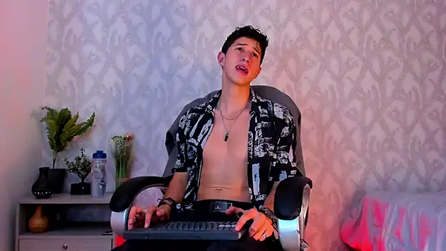 Dorianmistery2322  online show from January 17, 2025, 3:45 am