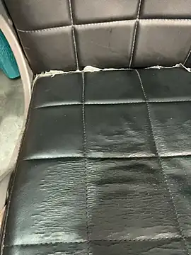 Snapshot of poision51 chatting on January 18, 2026, 5:06 pm poision51 online show from January 18, 2026, 5:06 pm