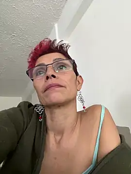 MireyaTorresGu online show from February 18, 2025, 4:59 pm