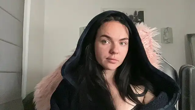 yorkshiregal online show from December 4, 2024, 7:28 am