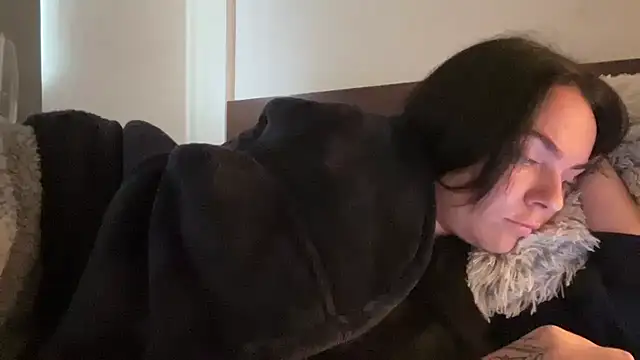 yorkshiregal online show from December 4, 2024, 10:35 am