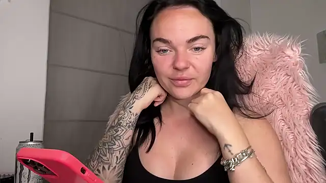 yorkshiregal online show from March 16, 2025, 5:36 am