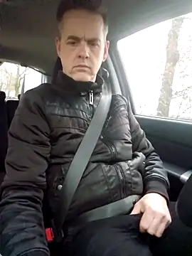 Hectorthyssen1 online show from February 24, 2025, 4:58 pm