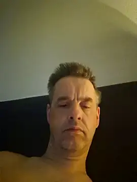 Hectorthyssen1 online show from March 2, 2025, 9:21 am