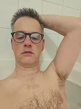 Hectorthyssen1 online show from April 19, 2026, 7:38 pm