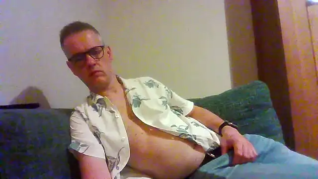 Snapshot of Hectorthyssen1 chatting on June 19, 2026, 10:46 pm Hectorthyssen1 online show from June 19, 2026, 10:46 pm