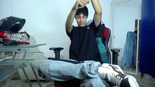 Zacktk7 online show from December 26, 2024, 8:11 pm