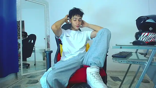 Zacktk7 online show from January 9, 2025, 8:55 pm