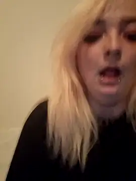 IzanamiNova online show from December 3, 2024, 4:14 am