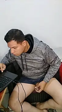 Snapshot of miketripi420 chatting on November 20, 2025, 3:18 am miketripi420 online show from November 20, 2025, 3:18 am