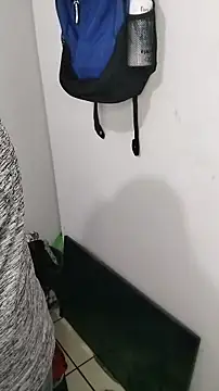 Snapshot of miketripi420 chatting on February 19, 2026, 3:24 am miketripi420 online show from February 19, 2026, 3:24 am