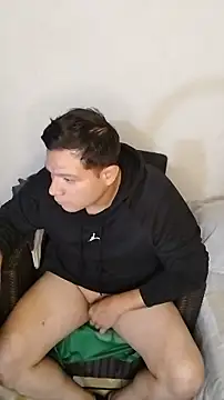 Snapshot of miketripi420 chatting on February 25, 2026, 12:20 am miketripi420 online show from February 25, 2026, 12:20 am