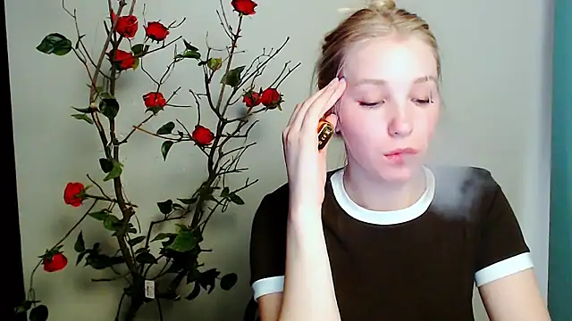 Queen ofLove online show from April 29, 2026, 5:30 pm
