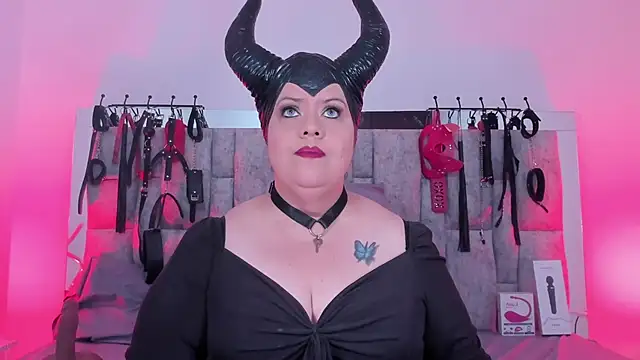 vanessa moka online show from March 6, 2025, 3:24 pm