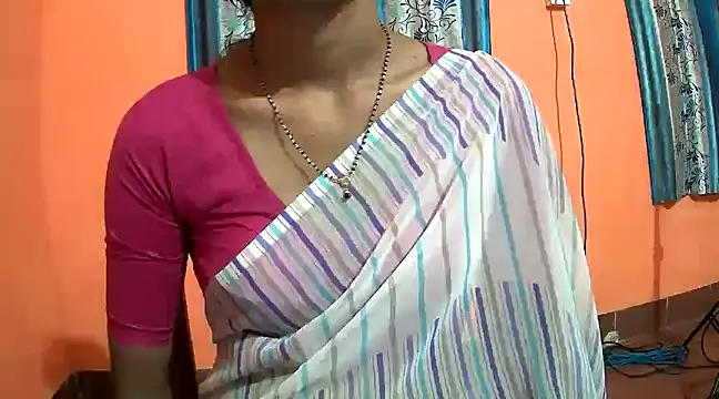 sexy janu25 online show from March 11, 2025, 10:07 am