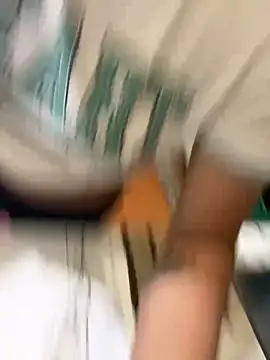 Keittly  online show from December 13, 2024, 8:58 pm