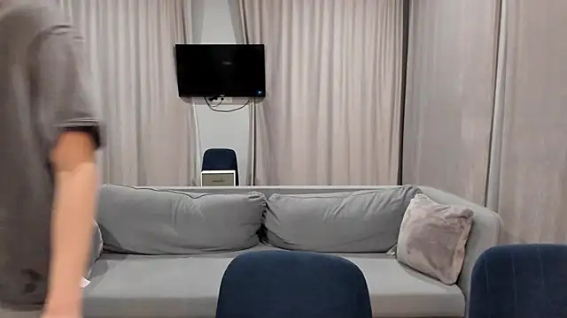 Im Shine Guy online show from December 9, 2024, 7:39 pm