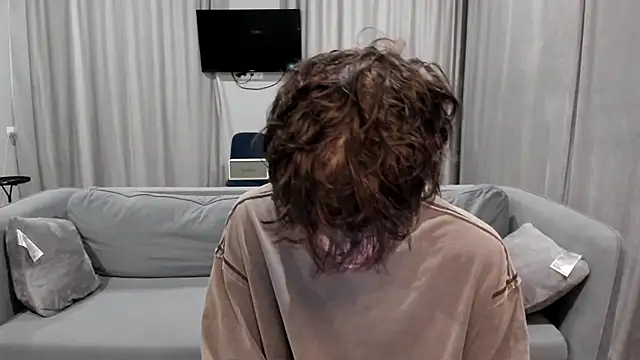 Im Shine Guy online show from December 13, 2024, 8:26 pm