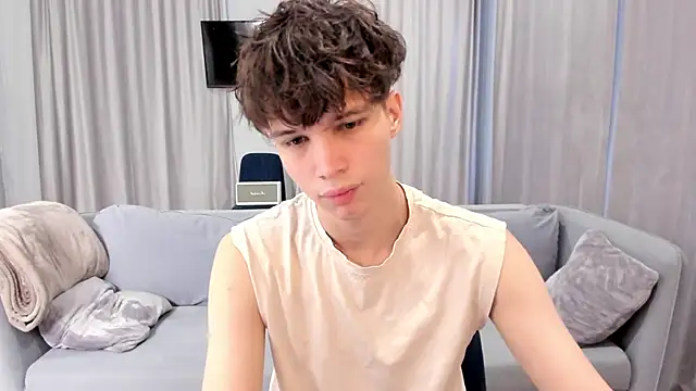 Im Shine Guy online show from December 23, 2024, 10:21 am