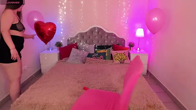 Aria Blisss online show from February 14, 2025, 1:56 am