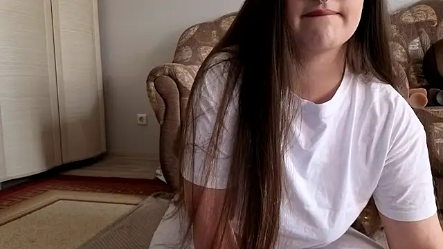 Aria Blisss online show from April 23, 2026, 4:14 am