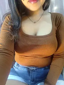 deslisexpriya online show from December 19, 2025, 12:39 am