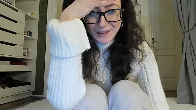 Baby Jewel online show from February 19, 2025, 11:17 am