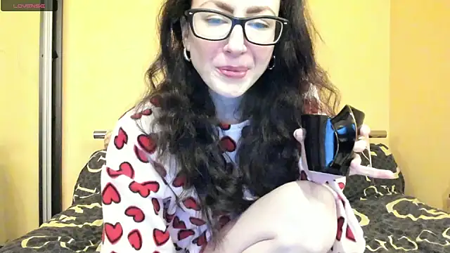 Baby Jewel online show from March 11, 2026, 11:16 am