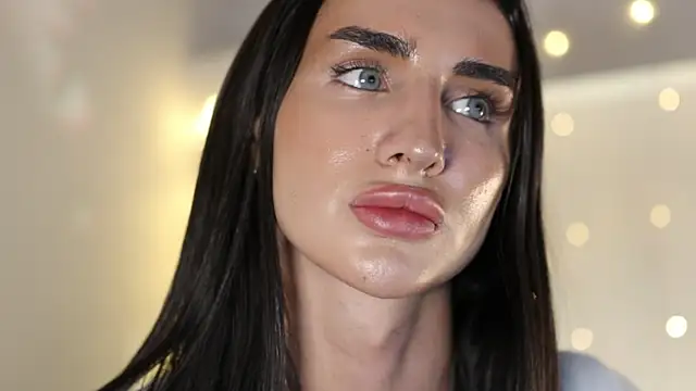 Kim Oberlin  online show from January 30, 2025, 6:43 pm