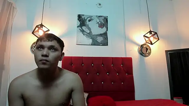 couple lovelyds online show from January 29, 2025, 12:45 pm