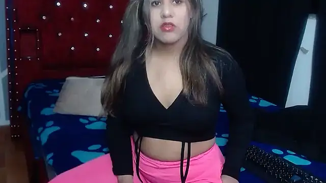 stephanieross202cl online show from March 4, 2025, 3:55 am