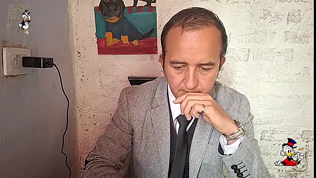 yazforeSolo online show from October 6, 2025, 2:25 pm