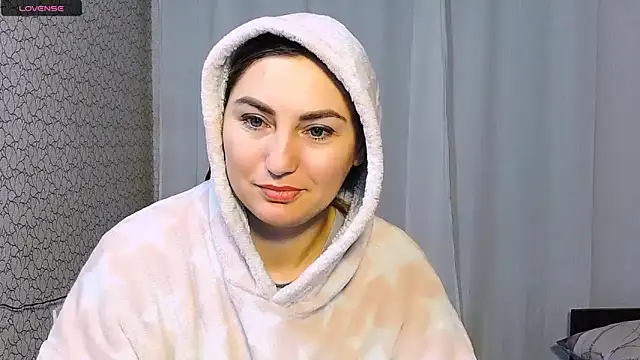 JaneLaJewel online show from November 2, 2025, 1:46 pm