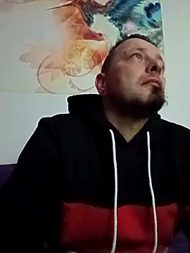 ich411983 online show from October 28, 2025, 10:34 pm