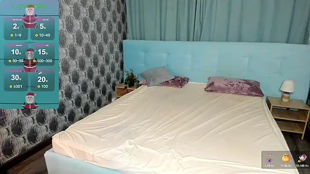 Luna  Lewis online show from December 21, 2024, 11:22 am