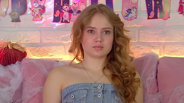 SelinSwarovski online show from October 27, 2025, 4:22 pm