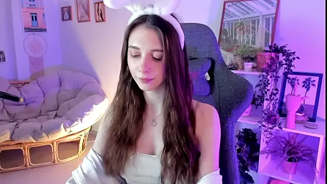 AveAngela online show from December 22, 2024, 9:22 am