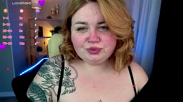 ZaraReignn online show from February 10, 2025, 9:25 pm