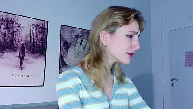 LuxRayi online show from January 18, 2025, 3:05 pm