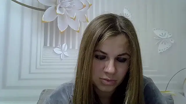 TinaFun4u online show from November 30, 2025, 9:19 pm