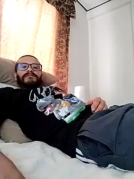 hairyserious online show from March 2, 2025, 9:01 pm