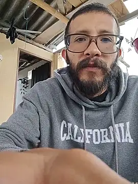 hairyserious online show from December 5, 2025, 12:58 pm