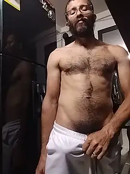Snapshot of hairyserious chatting on May 20, 2026, 4:18 am hairyserious online show from May 20, 2026, 4:18 am
