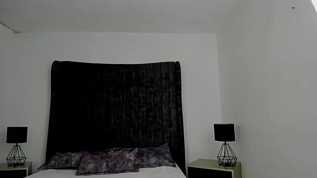 Snapshot of NataGarcia chatting on May 22, 2026, 8:03 pm NataGarcia online show from May 22, 2026, 8:03 pm