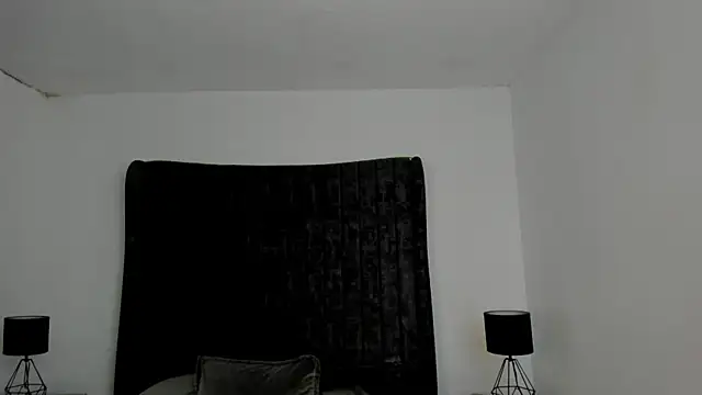 Snapshot of NataGarcia chatting on May 25, 2026, 4:35 pm NataGarcia online show from May 25, 2026, 4:35 pm