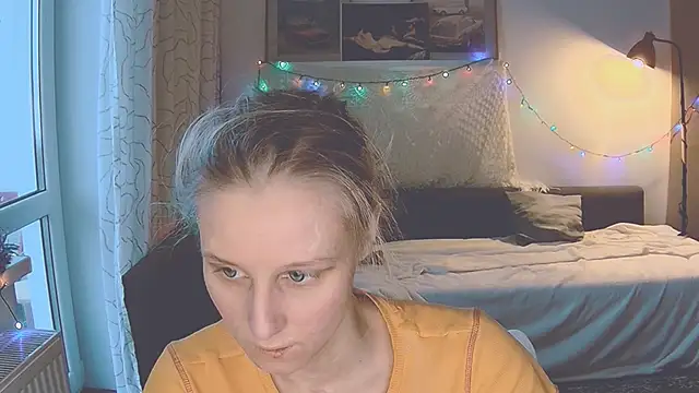 KatiKate online show from December 21, 2024, 8:07 am