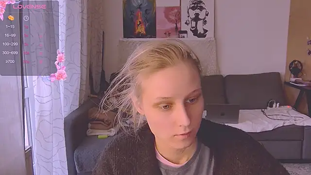 KatiKate online show from March 15, 2025, 3:27 pm