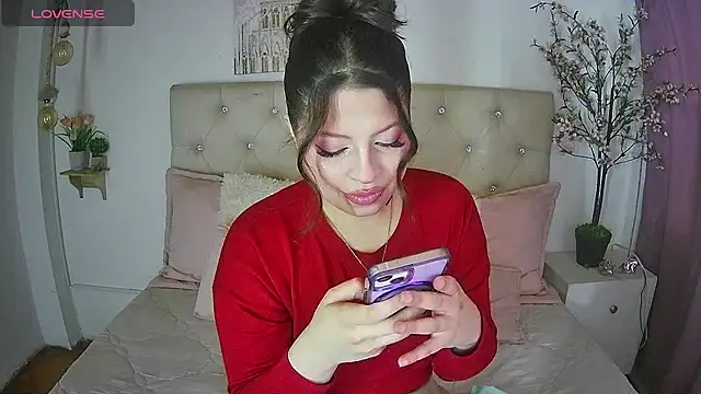 ShyVibes  online show from December 14, 2025, 8:57 pm