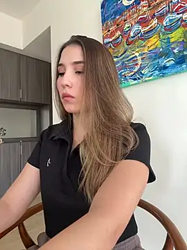 SophieRaily  online show from January 19, 2025, 9:13 pm