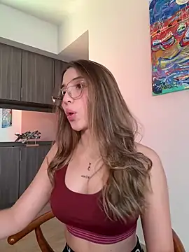 SophieRaily  online show from February 11, 2025, 11:54 pm